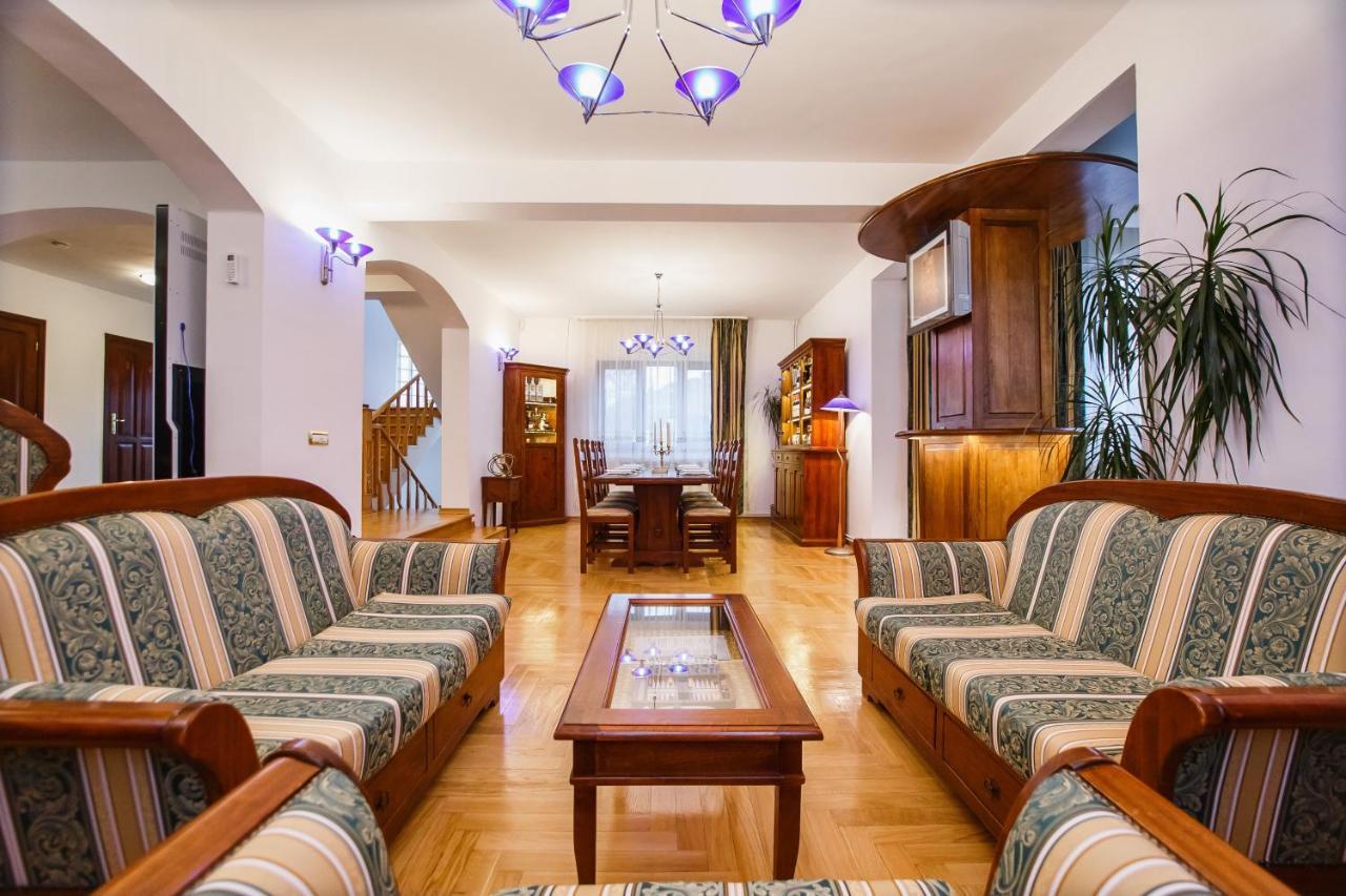 Casa 3 Guesthouse Oradea Dış mekan fotoğraf