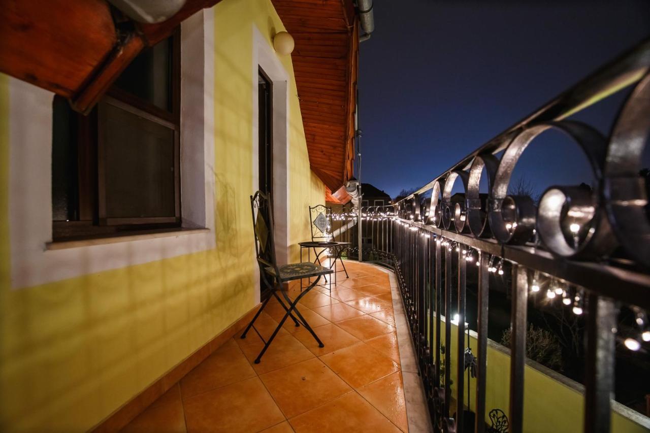 Casa 3 Guesthouse Oradea Dış mekan fotoğraf