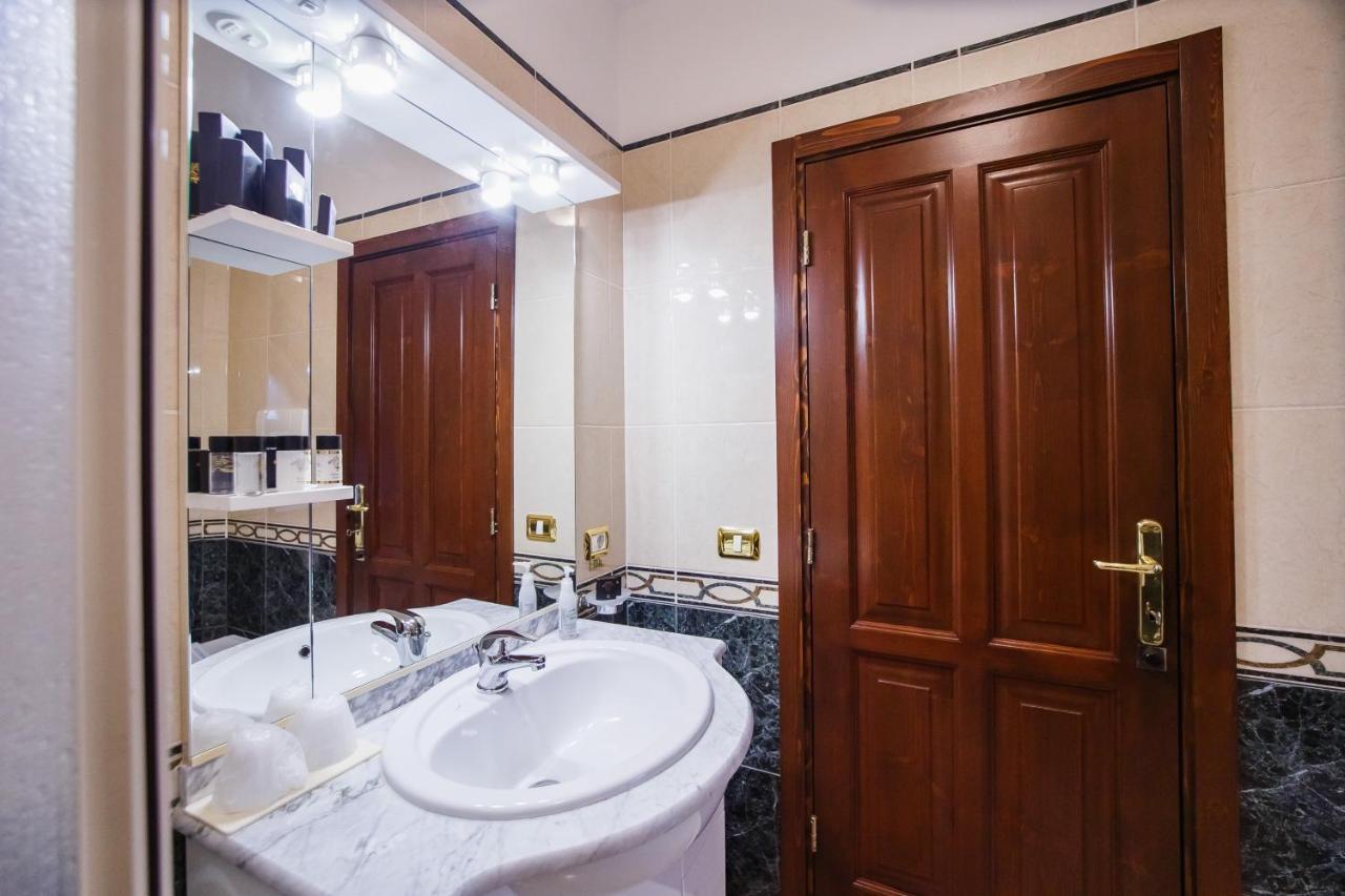 Casa 3 Guesthouse Oradea Dış mekan fotoğraf